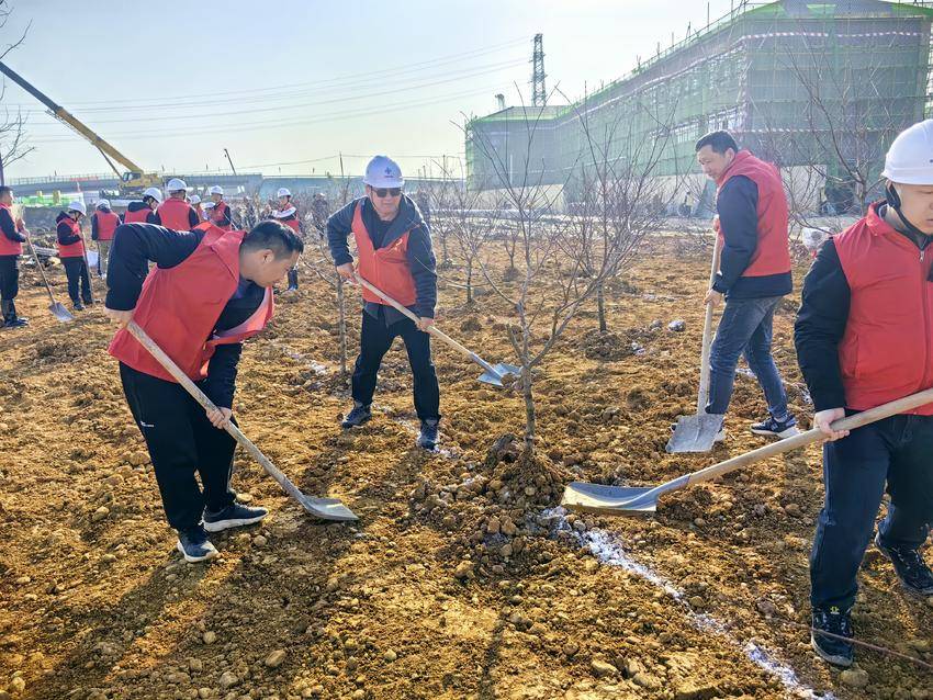 【特别策划】中交二航局潇湘船闸项目党支部联合开展主题党日活动.docx