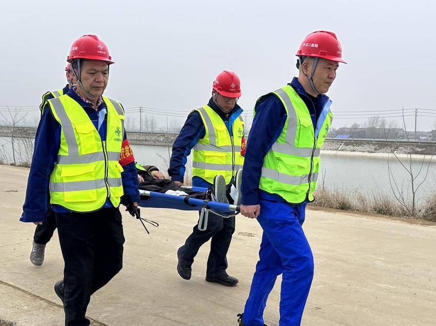 【特别策划】枣林船闸项目以练促防，筑牢安全防线.docx