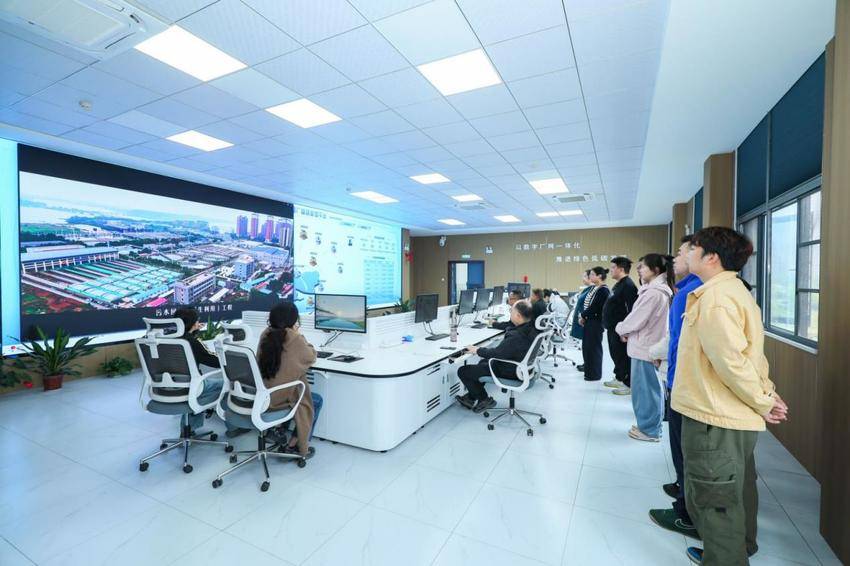 当青春“54”遇上硬核“5G” 市排水公司青年在科技治水与红色铸魂中淬炼担当(4)(1).docx