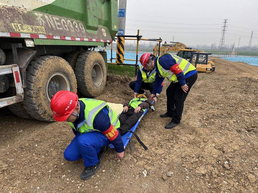 【特别策划】枣林船闸项目以练促防，筑牢安全防线.docx