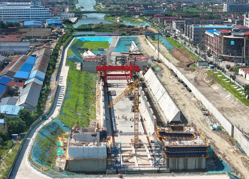 【特别策划】双桥枢纽的“毫米卫士”.docx