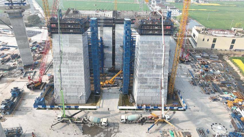 【交通强国】世界最大跨度悬索桥取得新进展.docx