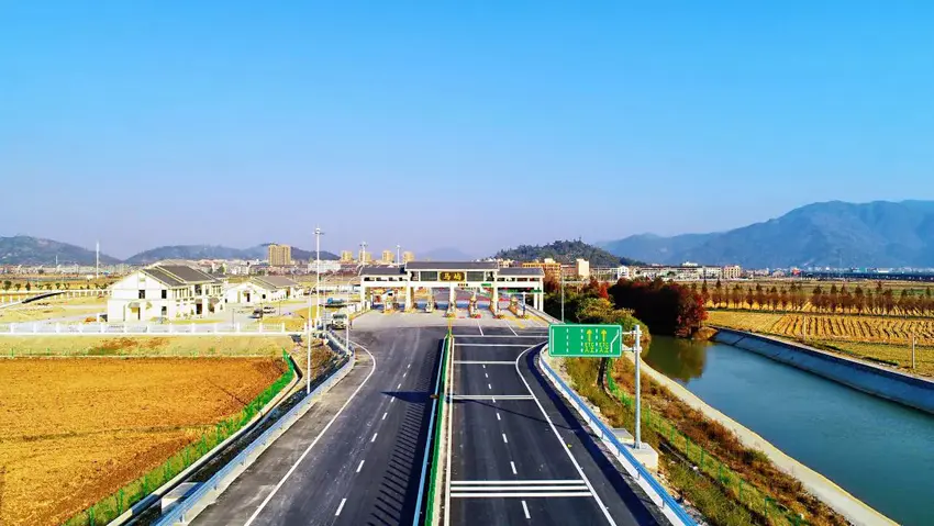 【特别策划】天堑变通途 文瑞高速绘就浙南民生幸福画卷.docx