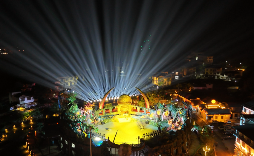 咸宁打年货（2.10日修改定稿）.docx