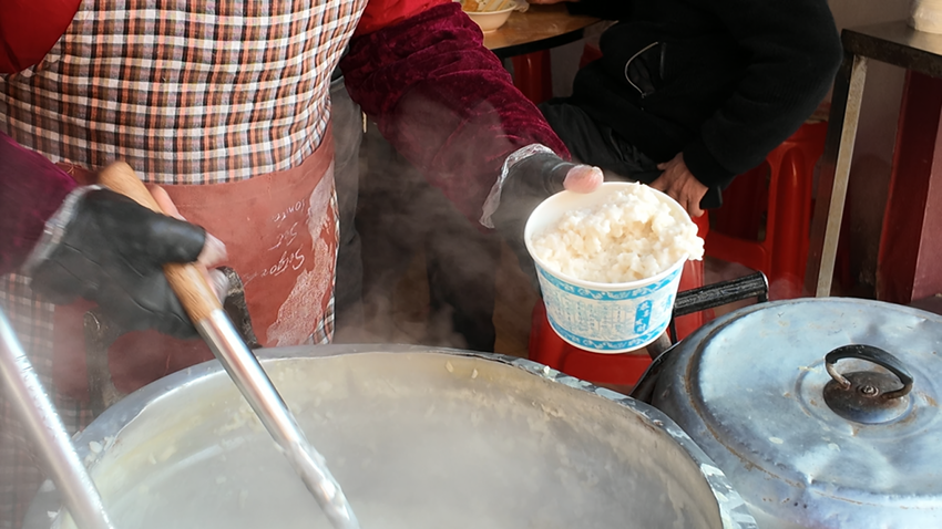 美味在 “县”｜湖北竹溪：人间烟火入舌尖 特色美食寄乡愁 欧阳毓雯.docx