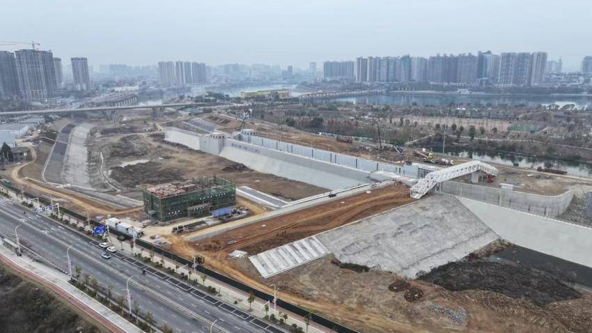 【特别策划】中交二航局潇湘船闸项目全面启动复工复产.docx