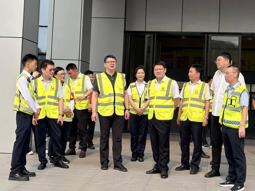 【一线传声】陈智杰到苍容浔江大桥项目调研.docx