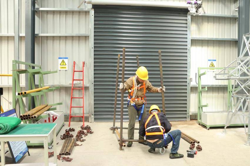 【一线传声】中交集团芜湖产业工人队伍培训基地首次承办应急管理局认证特种作业实操考试.docx