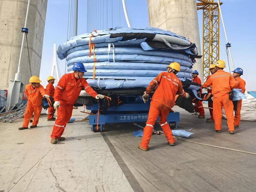 【一线传声】装备保障分公司召开梁索施工班组建设专题会.docx