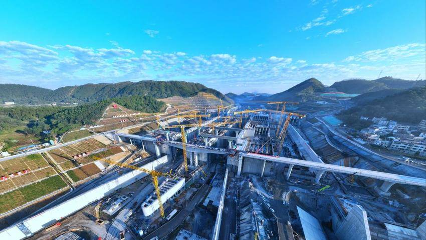 【一线传声】平陆运河马道枢纽项目荣登2025年广西“平安工地”典型案例.docx