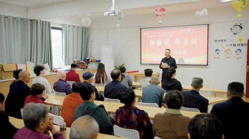 “文明先进我来讲”武汉龙泉街道举办家风故事暨文明典型分享活动(1).docx