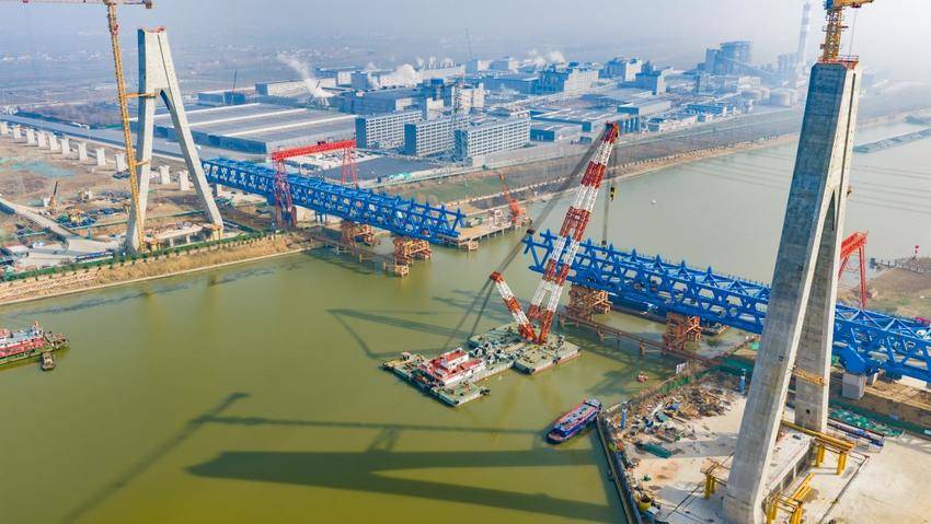 【一线传声】喜报！潍宿高铁项目获评铁路建设“标准化文明工地”.docx