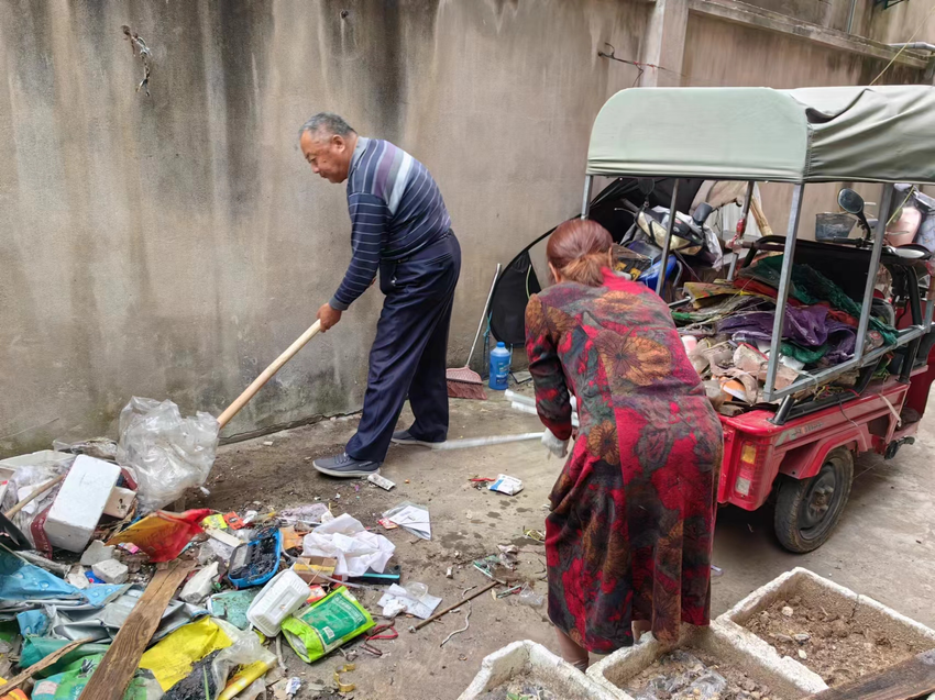 龙头街道湖畔社区:邻里纠纷无小事,矛盾调解促和谐