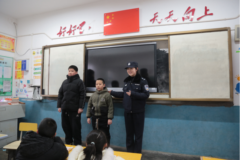 732686b0634c682b475d288f73a41d0.png 732686b0634c682b475d288f73a41d0.png