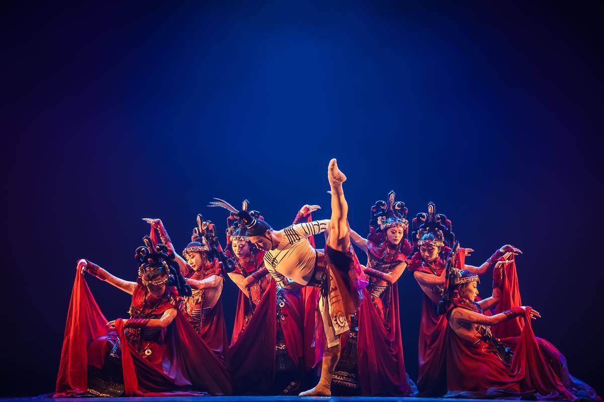 “一路芬芳”武汉歌舞剧院获奖作品展演精彩上演 - 湖北日报新闻客户端