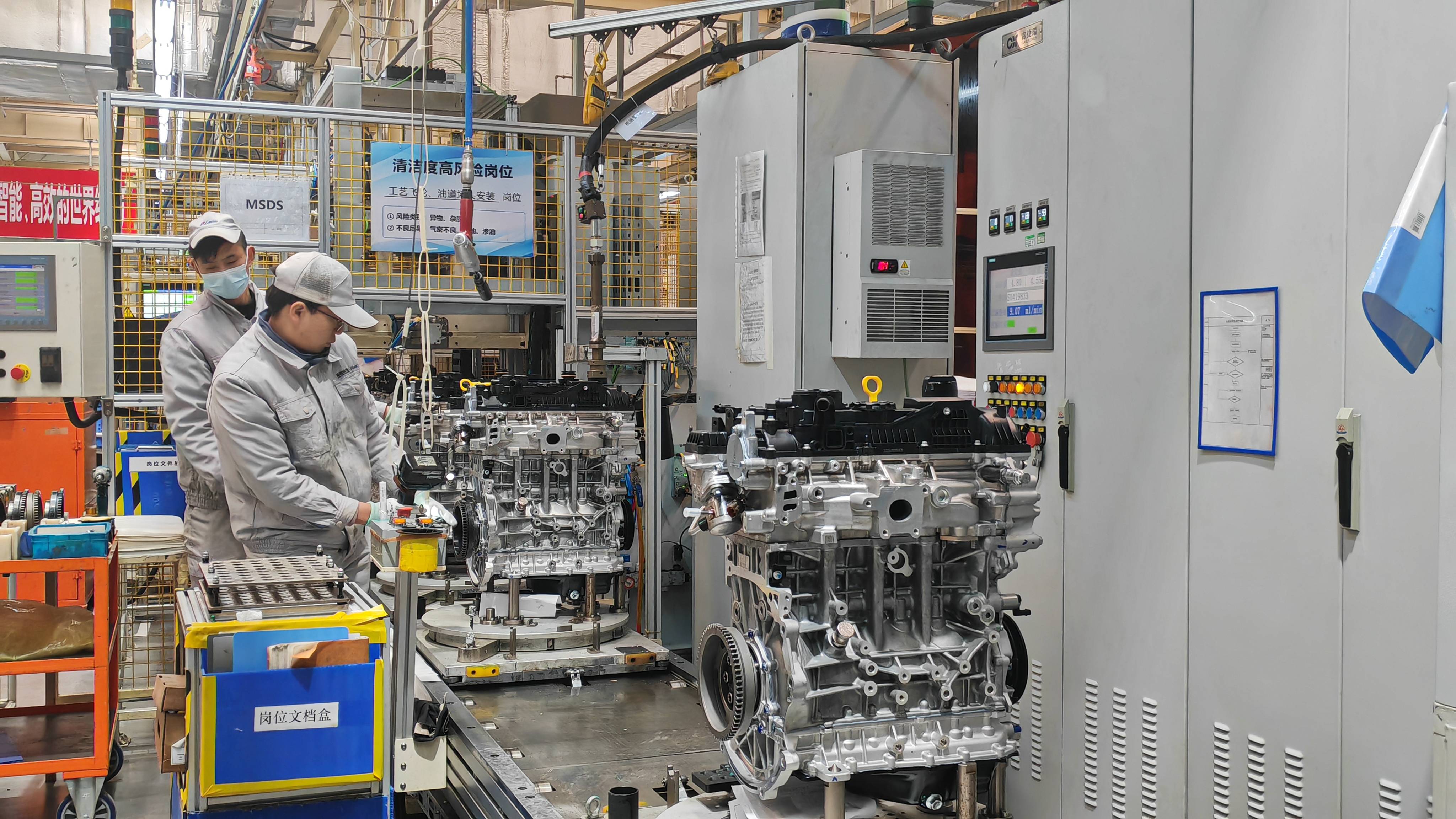 引进3条生产线赶订单