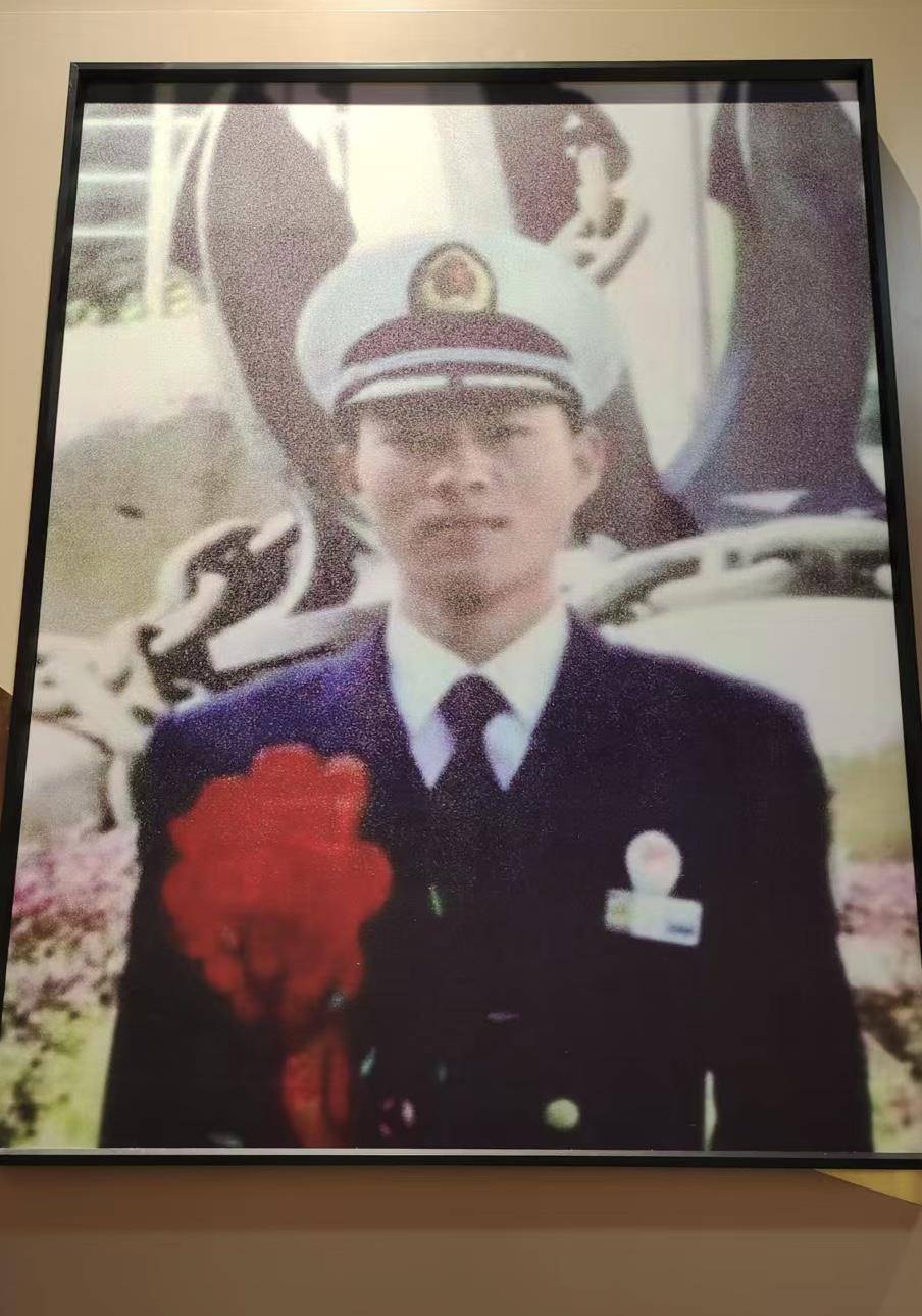 周兴玉1.jpg