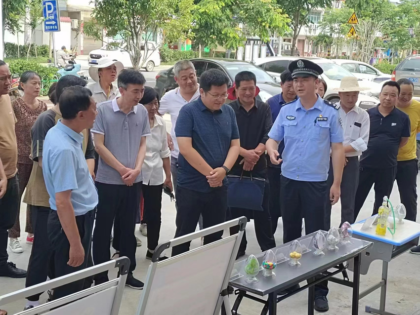 依托咪酯,笑气,聪明药危害有多大?老河口市袁冲乡开展专项宣传