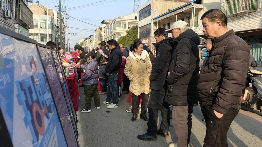 云梦人才市场