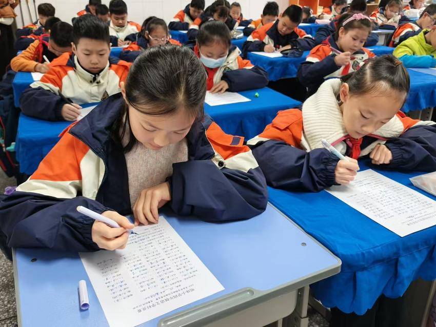 宜昌市明珠小学举行语文学科竞赛活动