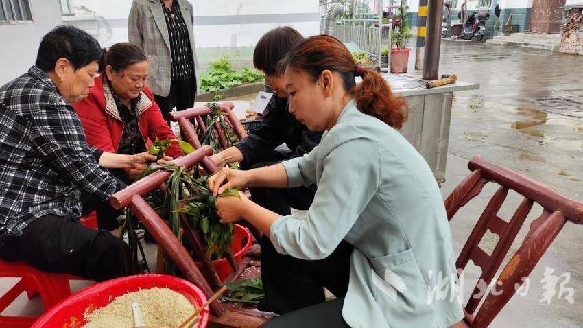 水坪镇大石门村：粽叶飘香，共渡端午佳节.docx