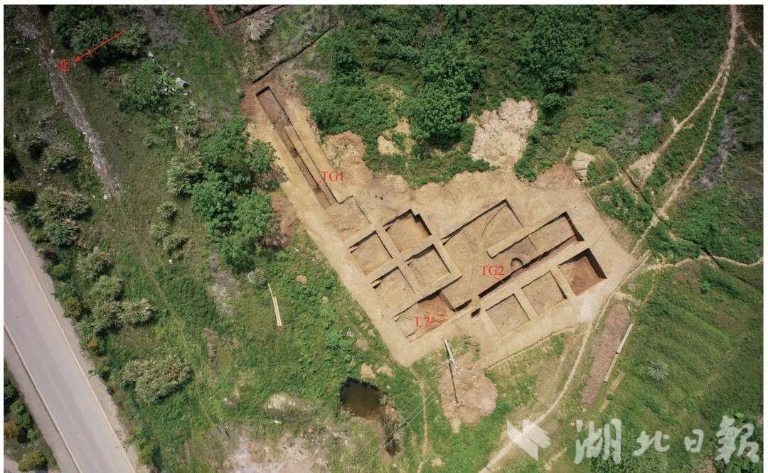 四方塘遗址西区2号冶炼场鸟瞰照.jpg 四方塘遗址西区2号冶炼场鸟瞰照.jpg