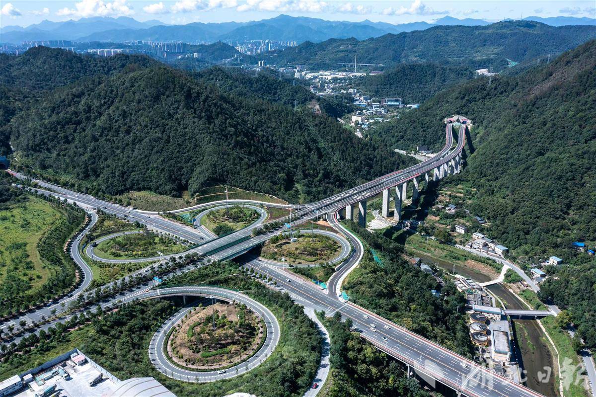 微信图片_20250913103258.jpg