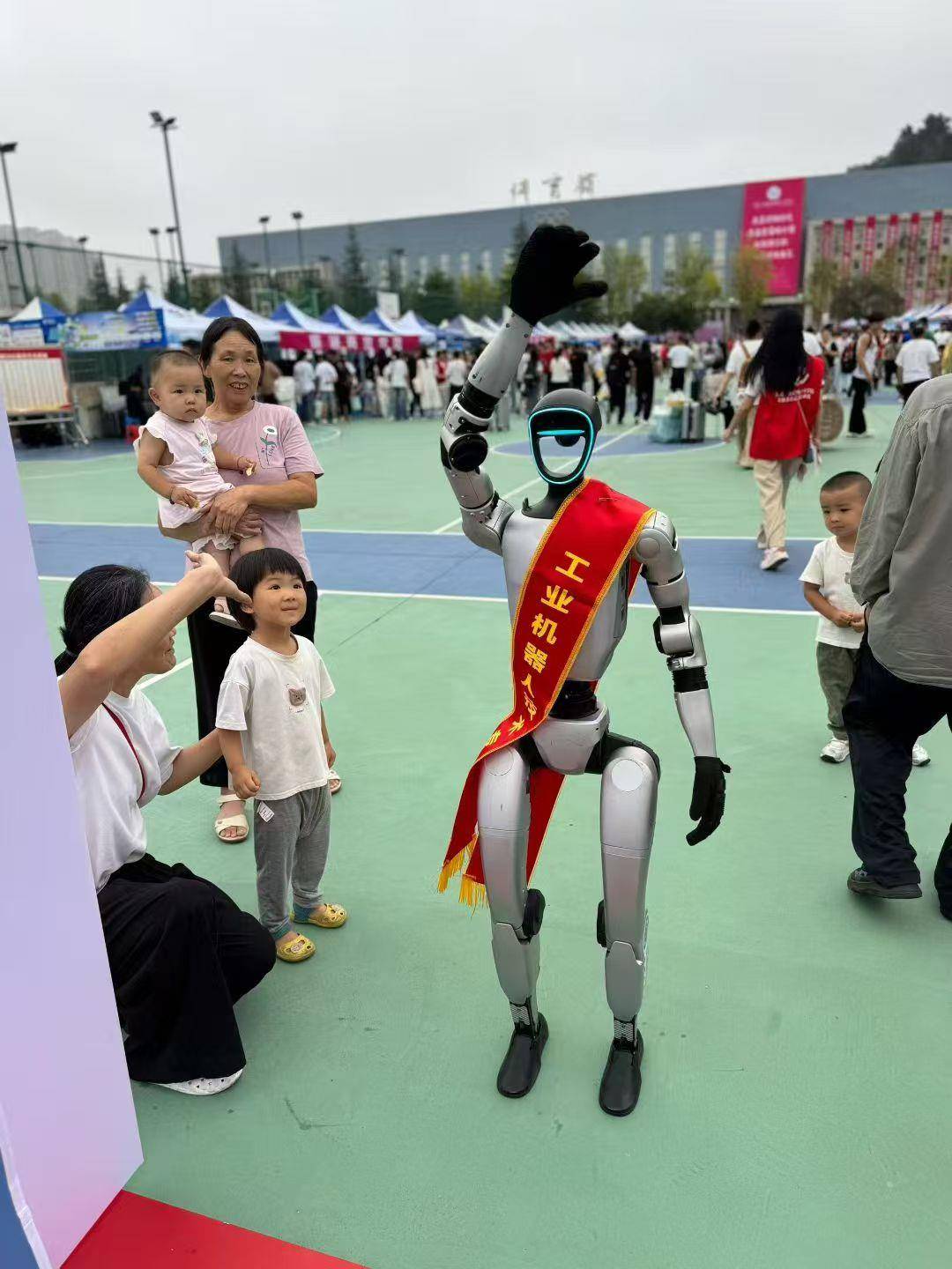 微信图片_20250904191912_18_380.jpg