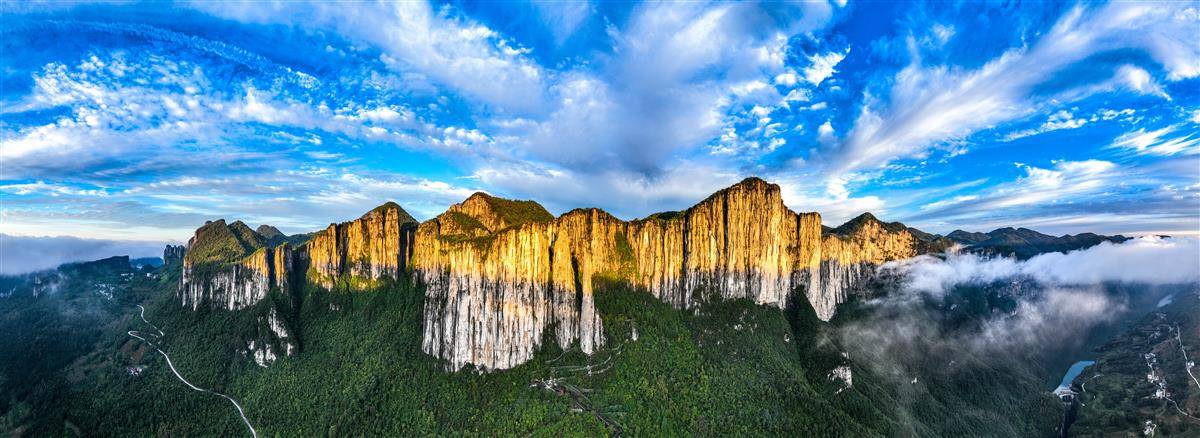 大峡谷晨曲3   谭家顺摄.jpg