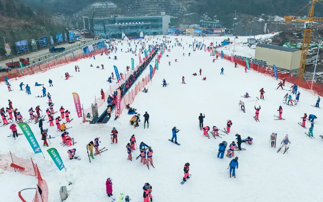 宜昌首届国际极地冰雪节图片