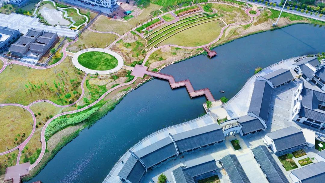 孝昌县七里湖:精心呵护"城市绿肺" 水清草绿绘就生态新画卷