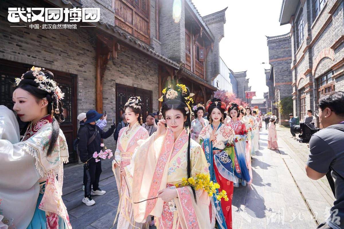 飞天群英大巡游.jpg