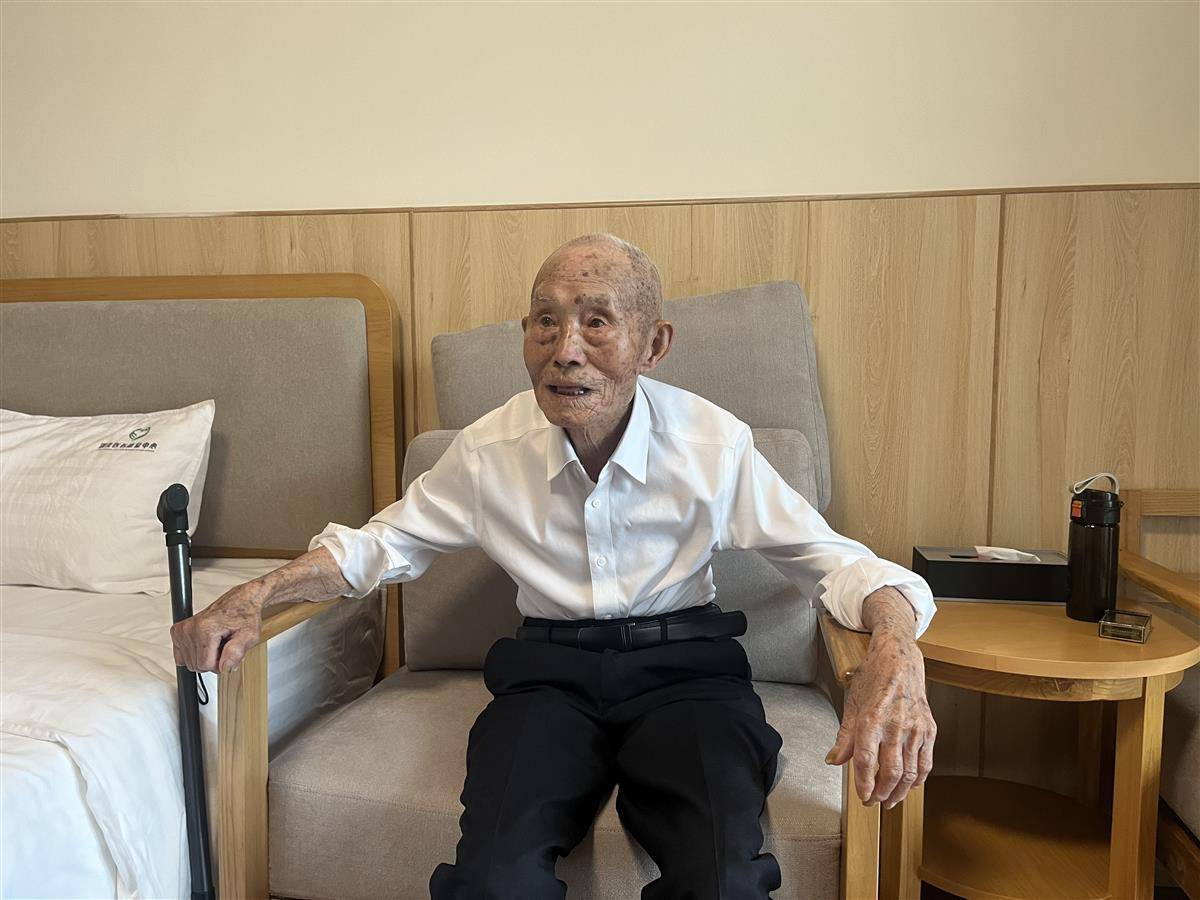 刘吉祥1.jpg