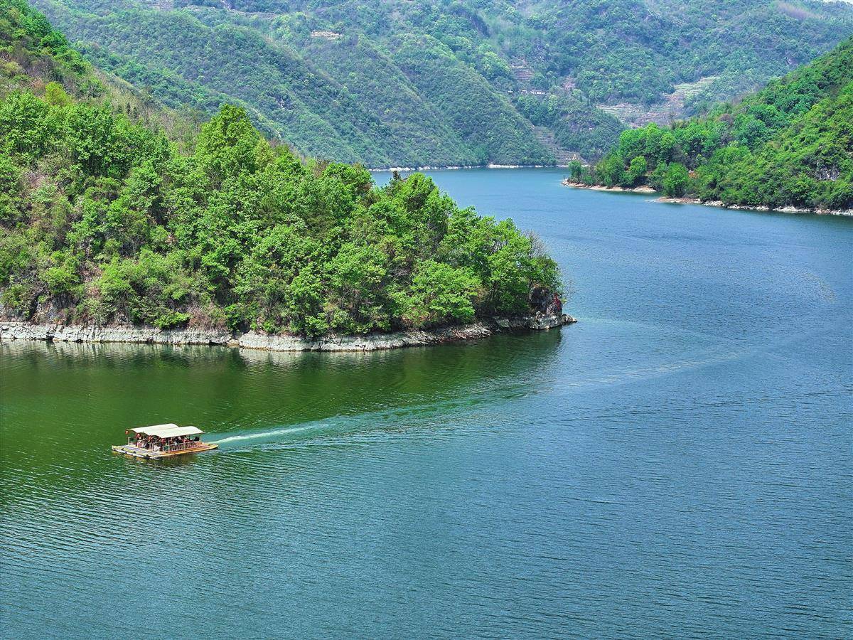 通讯员肖珩)8月29日,记者从谷城县南河镇获悉,南河小三峡景区已通过
