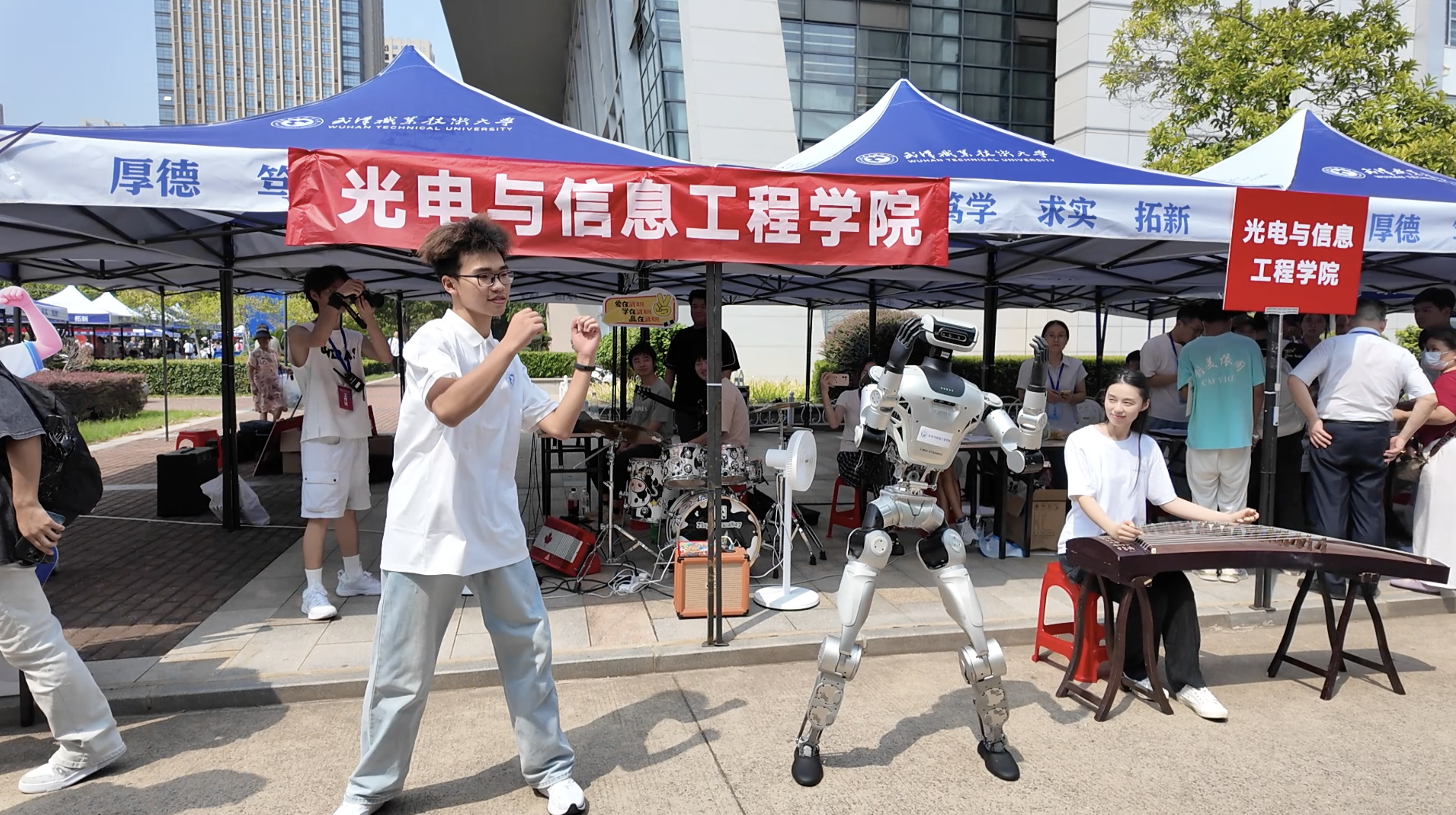 截屏2025-09-08 17.06.08.png