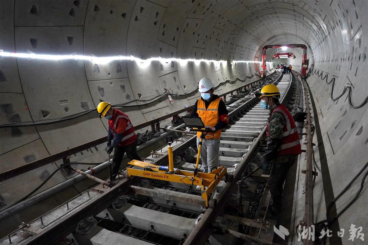其中马池站,汤云海站,巨龙大道站,腾龙大道站4座车站为地下站,天阳路