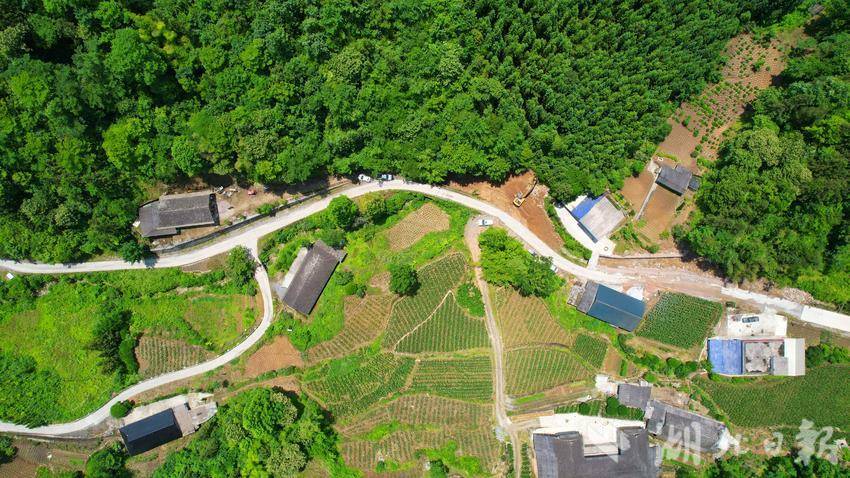 650万元鹤峰又一条四好农村路正式开工建设