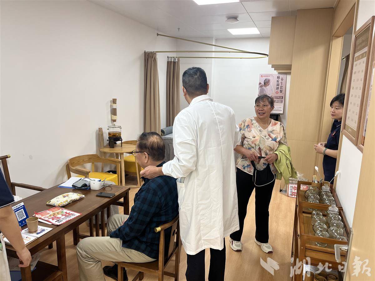 微信图片_20251016150815_80_599.jpg 微信图片_20251016150815_80_599.jpg