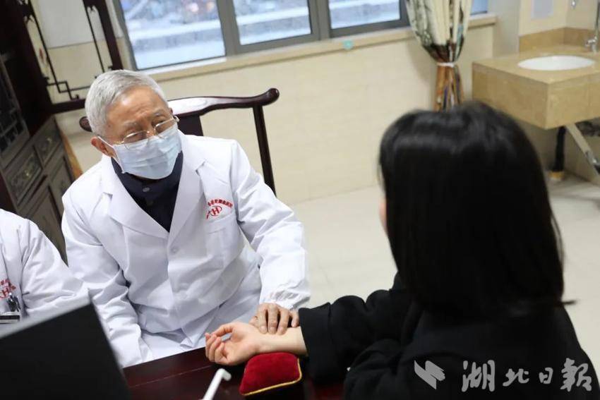 包含北医六院代挂专家号加代问诊儿童诊疗耐心陪伴，减少抗拒与哭闹的词条