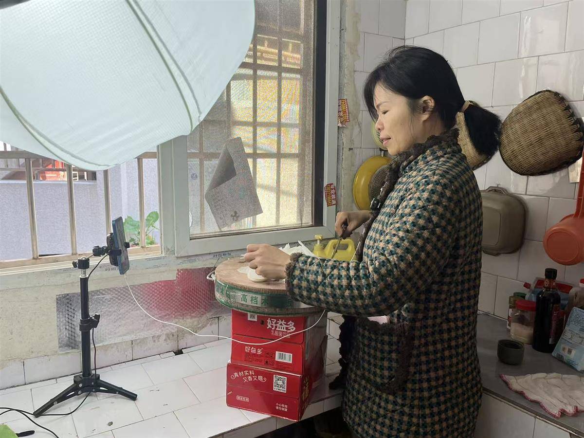 微信图片_20251023193942_114_97.jpg 微信图片_20251023193942_114_97.jpg