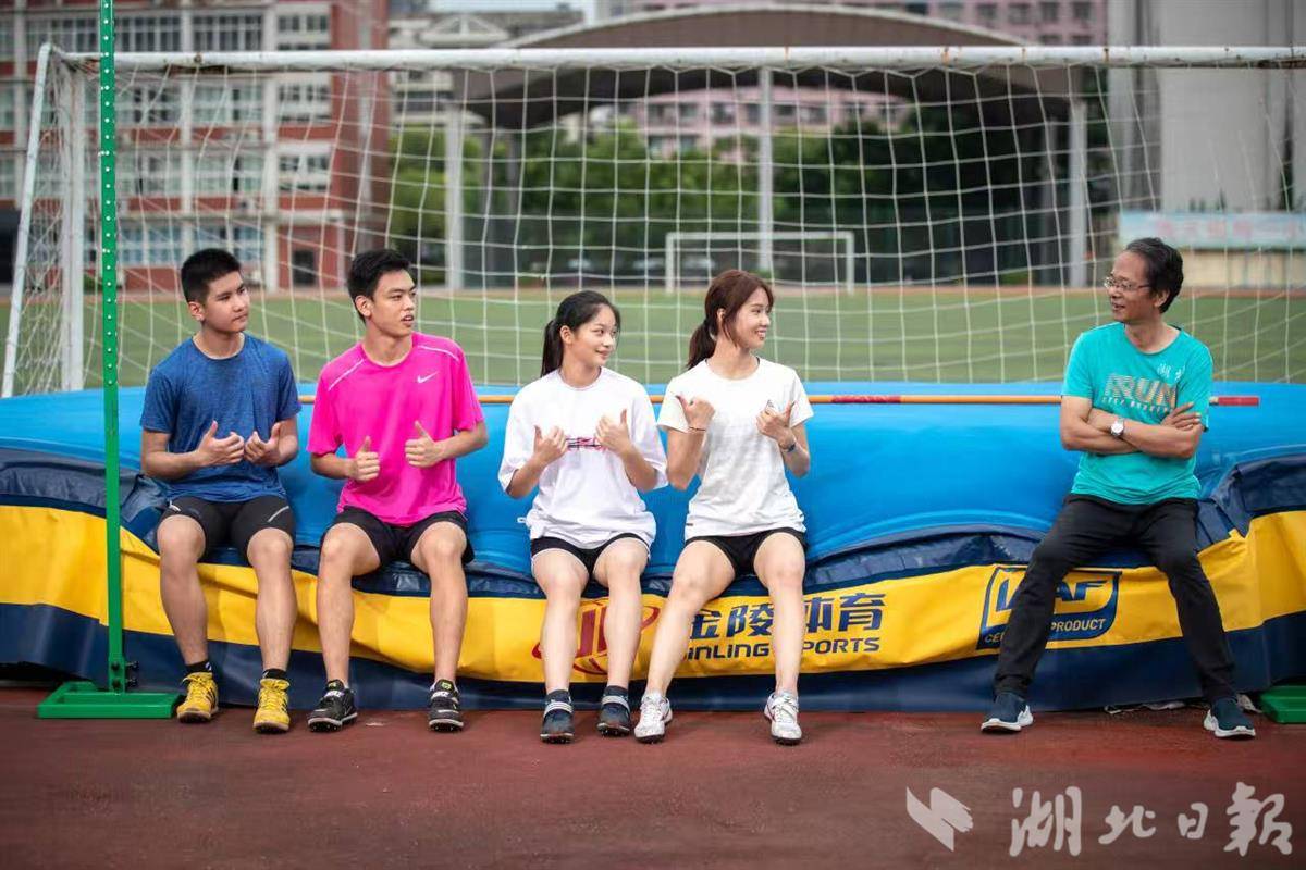 9108c48e327cdeb19481eaa59ac3dce9.jpg 9108c48e327cdeb19481eaa59ac3dce9.jpg