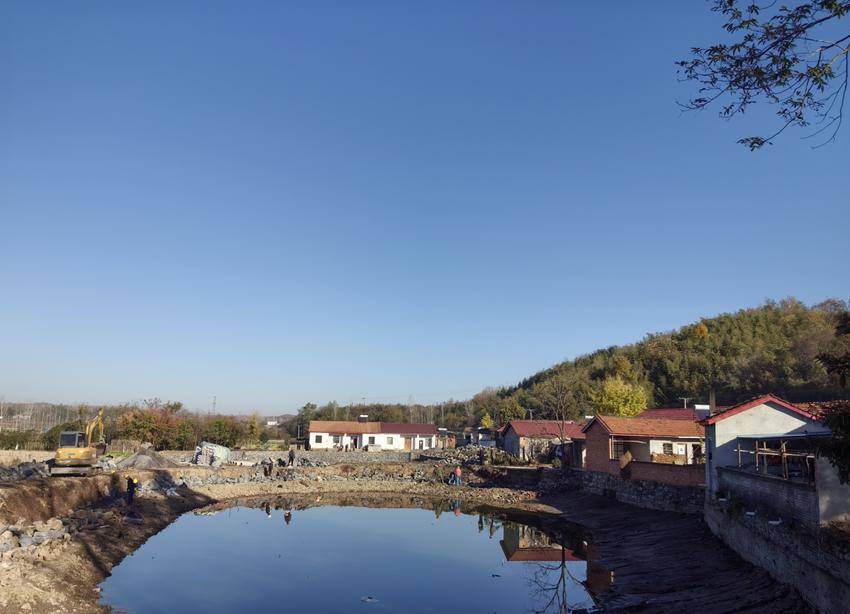 洪山镇:留住周家湾村的红
