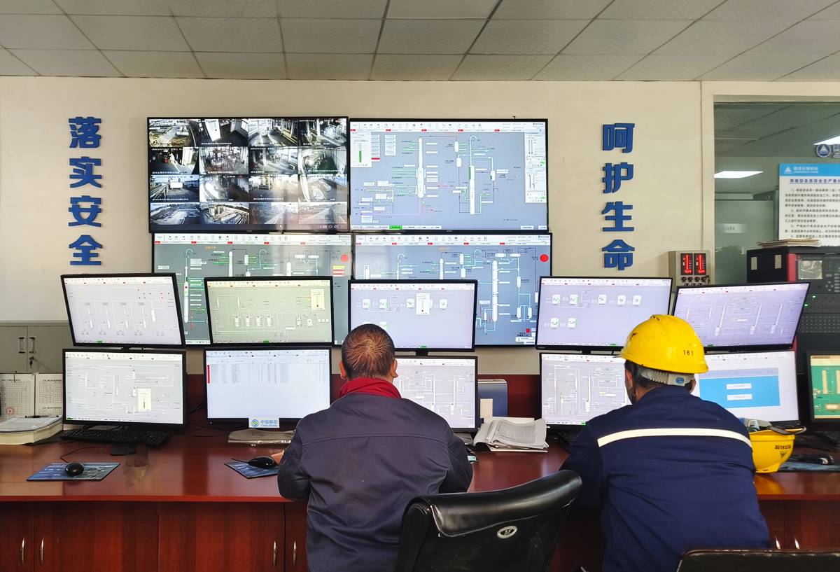 湖北荆洪生物科技通过“企业危化生产智能管理平台”，推动生产流程可视化、风险预警智能化.jpg