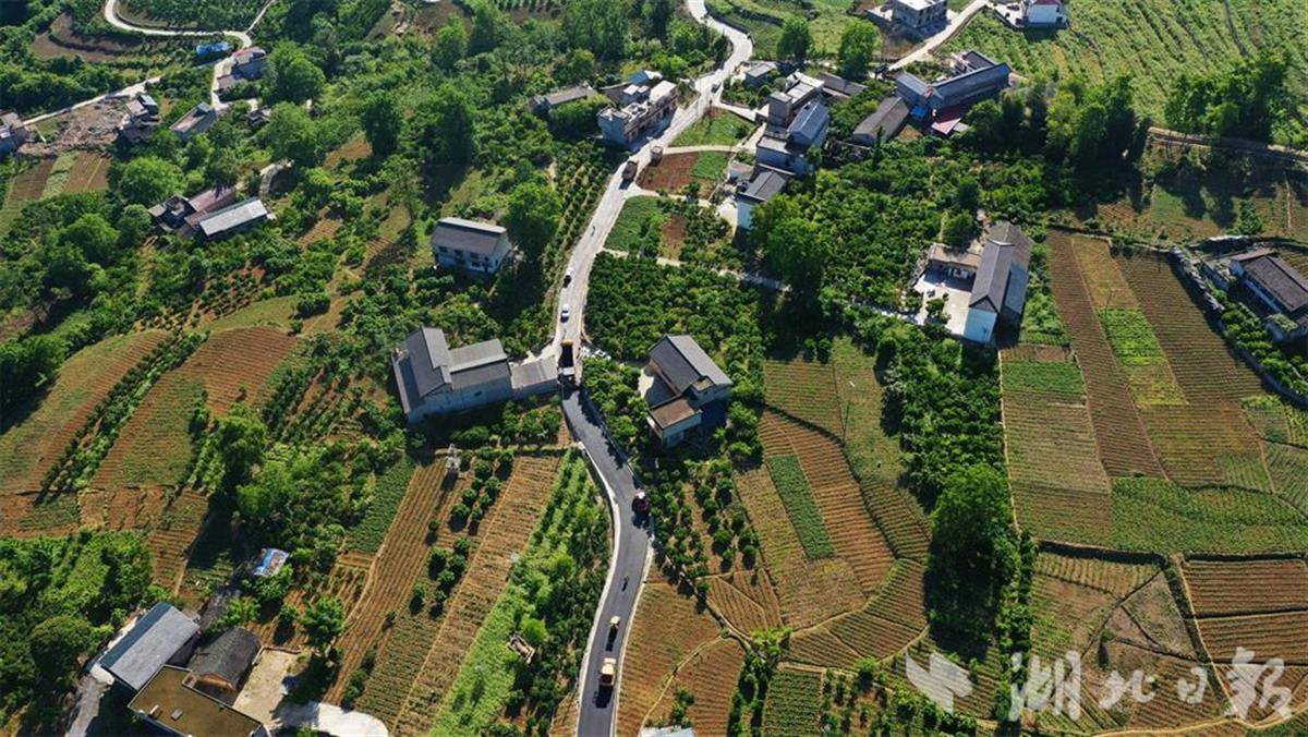 建始景阳村强民富生活美