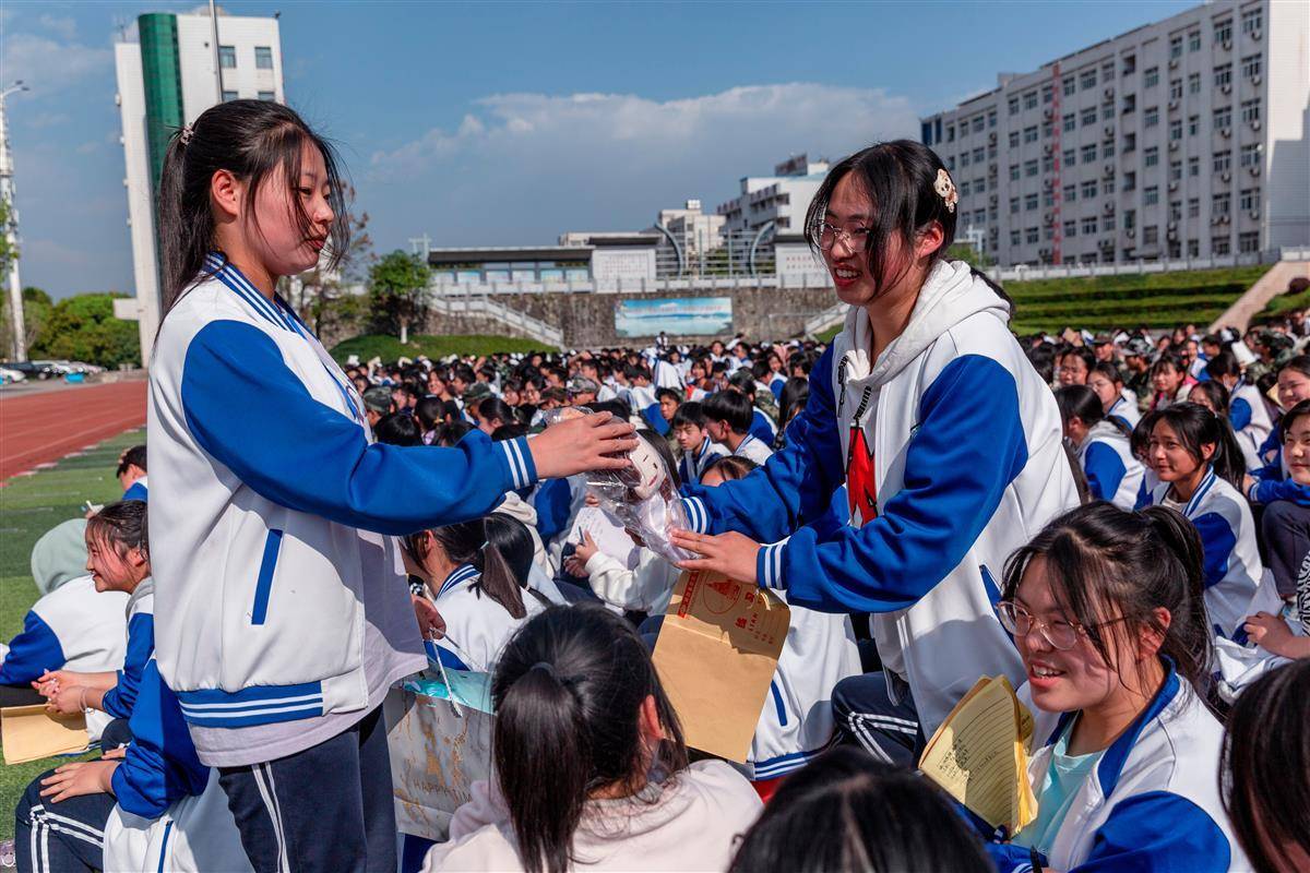 秭归屈原文化特展进校园
