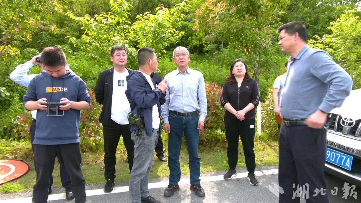 假期不停歇胡斌深入一线调研督导忙