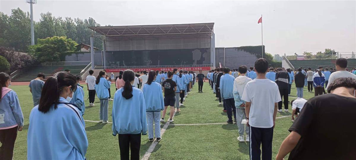 湖北日报讯(通讯员左思曼)近日,云梦县隔蒲潭镇祥山中学开展了主题为"