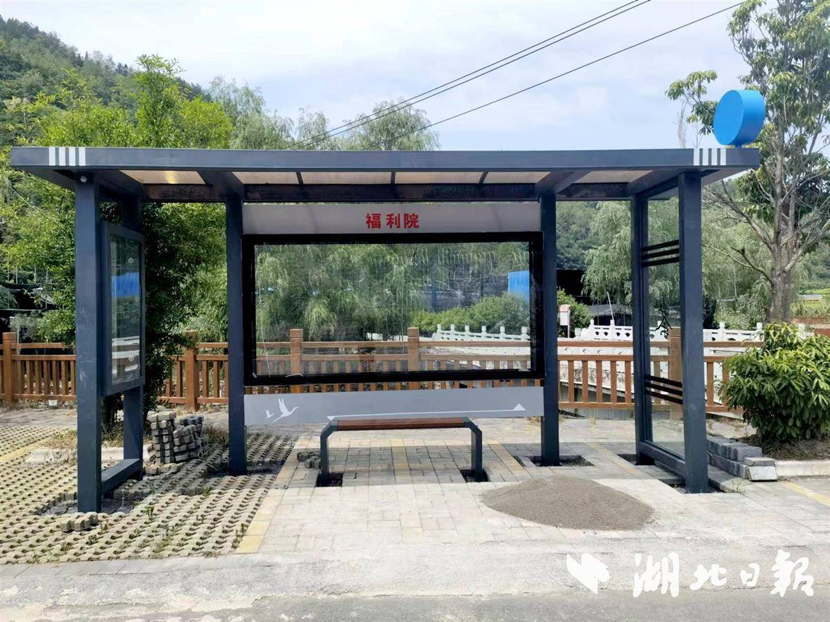 竹溪县100余个乡镇客运站亭投入使用