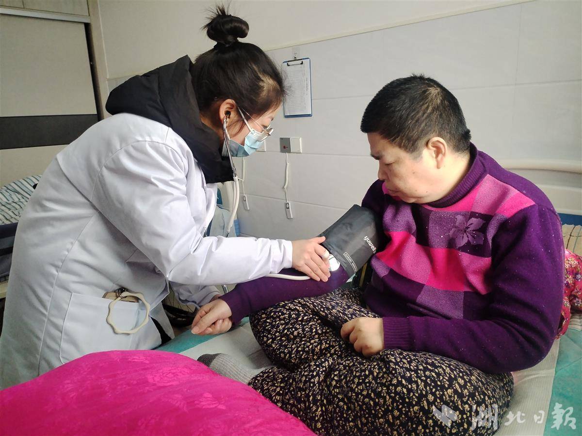 垫转什么意思荆门市东宝区3家福利院:用心守护老人安全温暖过冬-上海聚慕医疗器械有限公司