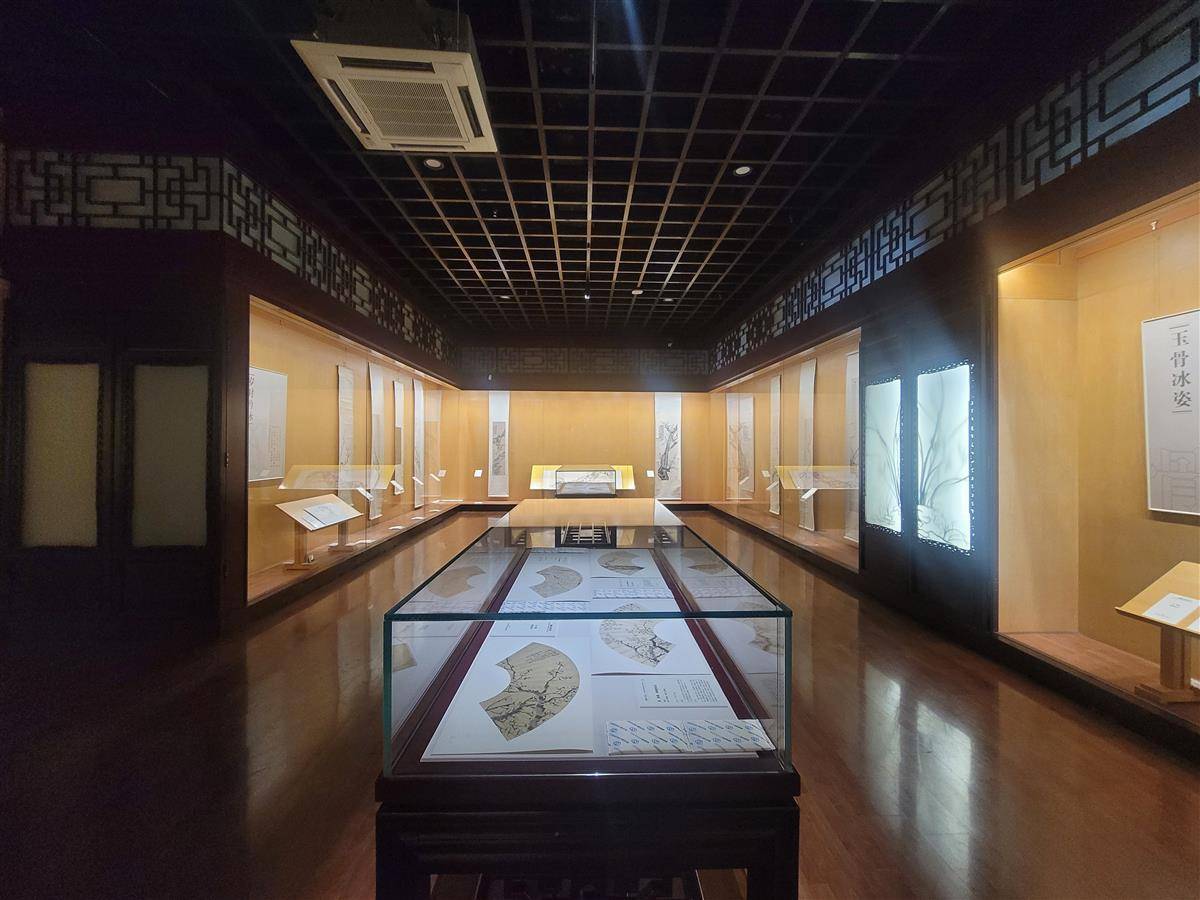 "扬州八怪",丰子恺等名家作品亮相,来武汉博物馆观梅迎春 - 湖北日报